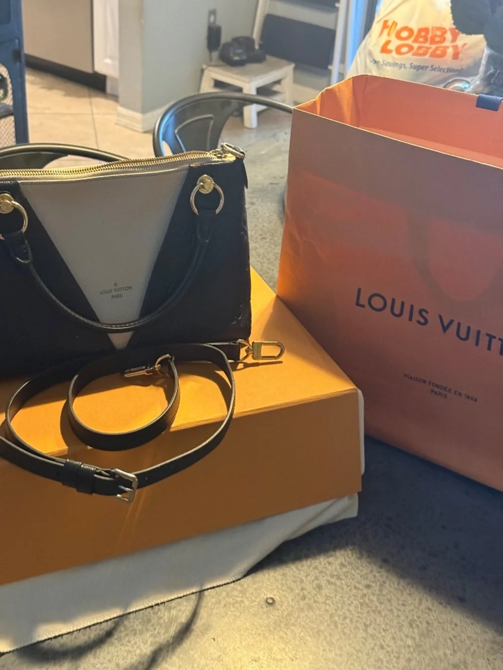 Authentic Louis Vuitton Tote Empriente